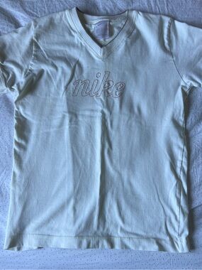 Nike V-Neck Ribbed Tee